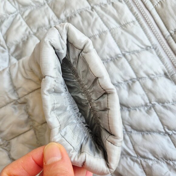 The North Face Thermoball Trekker Puffer Jacket Zip-Up Lightweight Grey - Picture 11 of 16